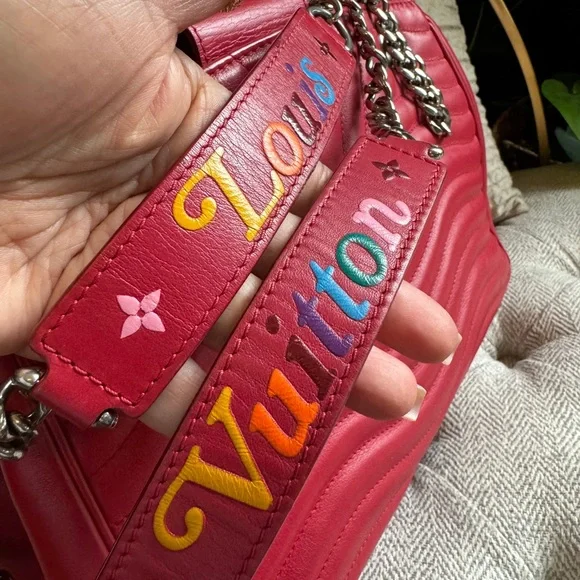 Louis Vuitton Vibrant Red wave Tote - Picture 5 of 10